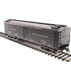 Outlet Broadway Limited 1836 HO Northern Refrigerator Car 53'6" Express Reefer #124 - Your Source for Gaming Essentials Trains