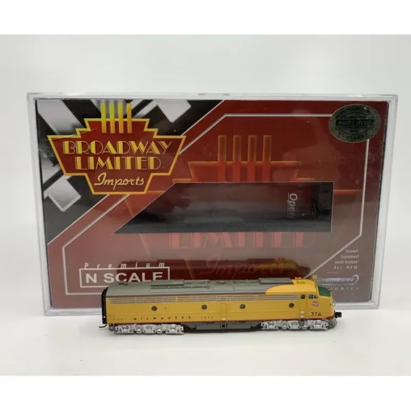 Broadway Limited 3250 N Milwaukee Road EMD E9A Paragon2 #37A - Your Source for Gaming Essentials Trains