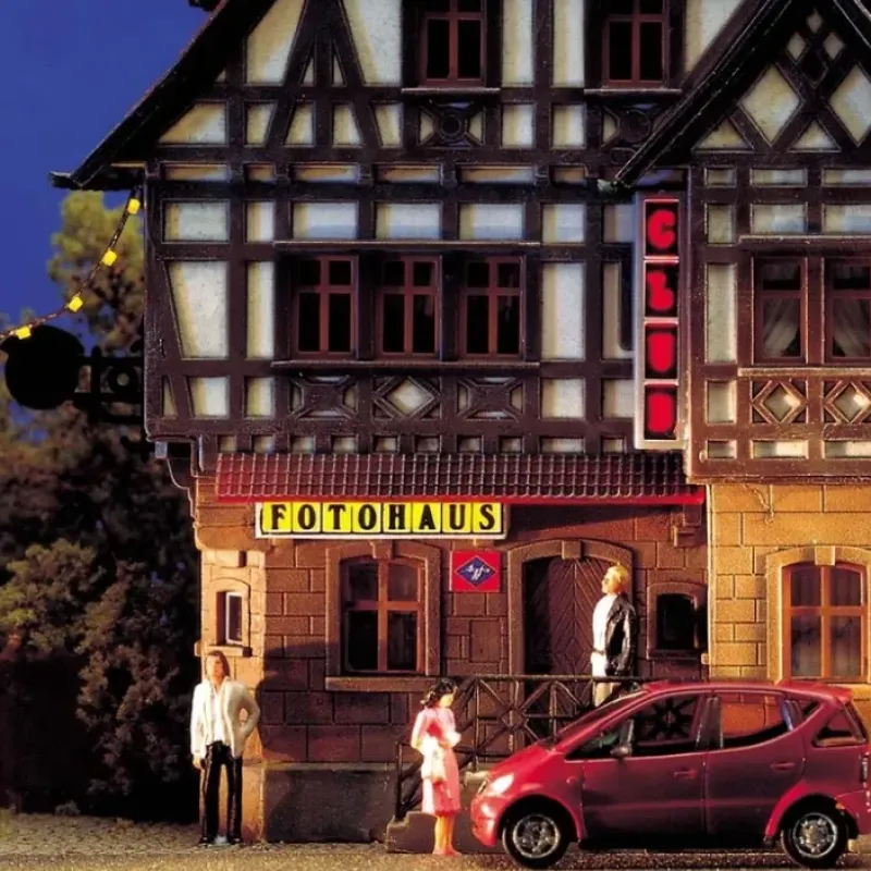 Discount Busch 5400 HO Luminous Advrtsng 8 LED - Your Source for Gaming Essentials Trains