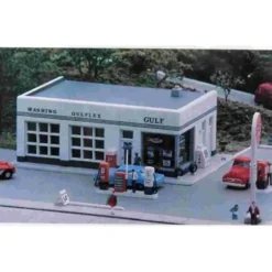 City Classics 401 N Crafton Ave Service Station Kit - Your Source for Gaming Essentials Trains