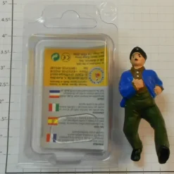 New Elita Modelle 10017 G Scale Walking Police Man With Blue Coat - Your Source for Gaming Essentials Trains