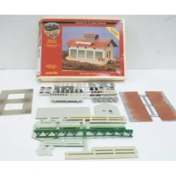 Best Ertl 4782 HO Farm Fresh Warehouse Kit - Your Source for Gaming Essentials Trains