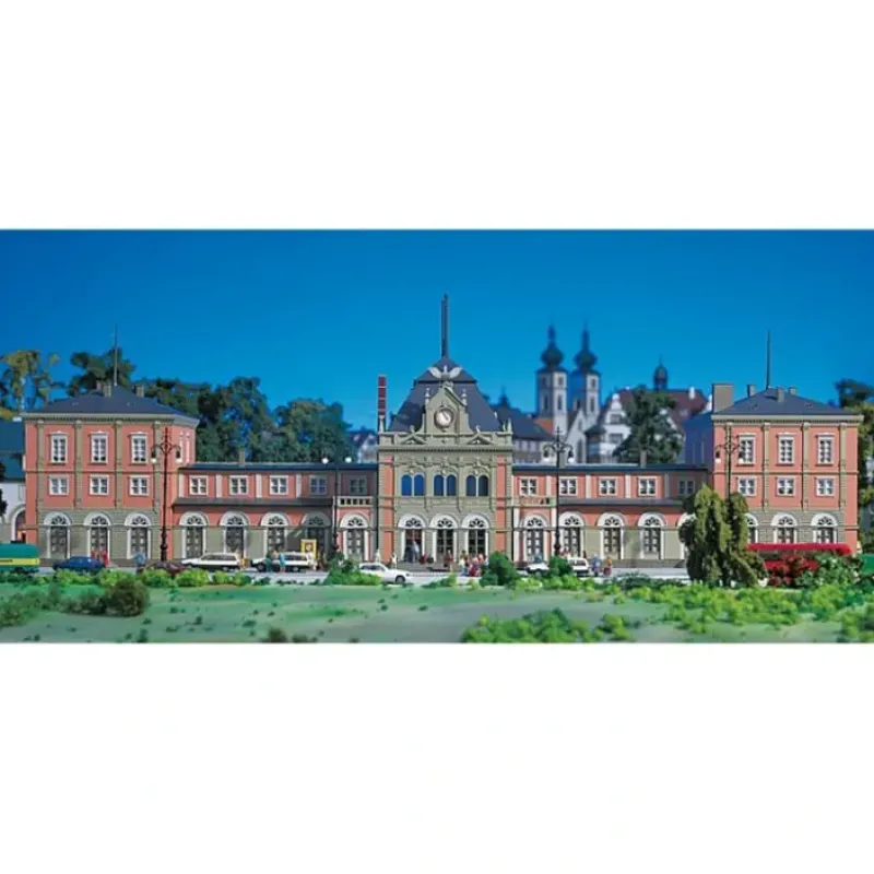 Best Faller 110111 HO Weinstasse Railway Station - Your Source for Gaming Essentials