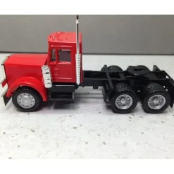 New Herpa 15285 HO Peterbilt 3-Axle Conventional with New Grille - Painted - Your Source for Gaming Essentials Trains