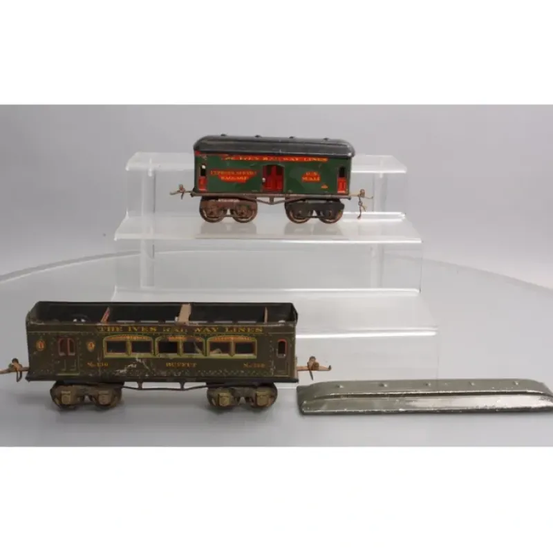 New Ives Vintage O Prewar Assorted Tinplate Passenger Cars: 60, 130 [2] - Your Source for Gaming Essentials Trains