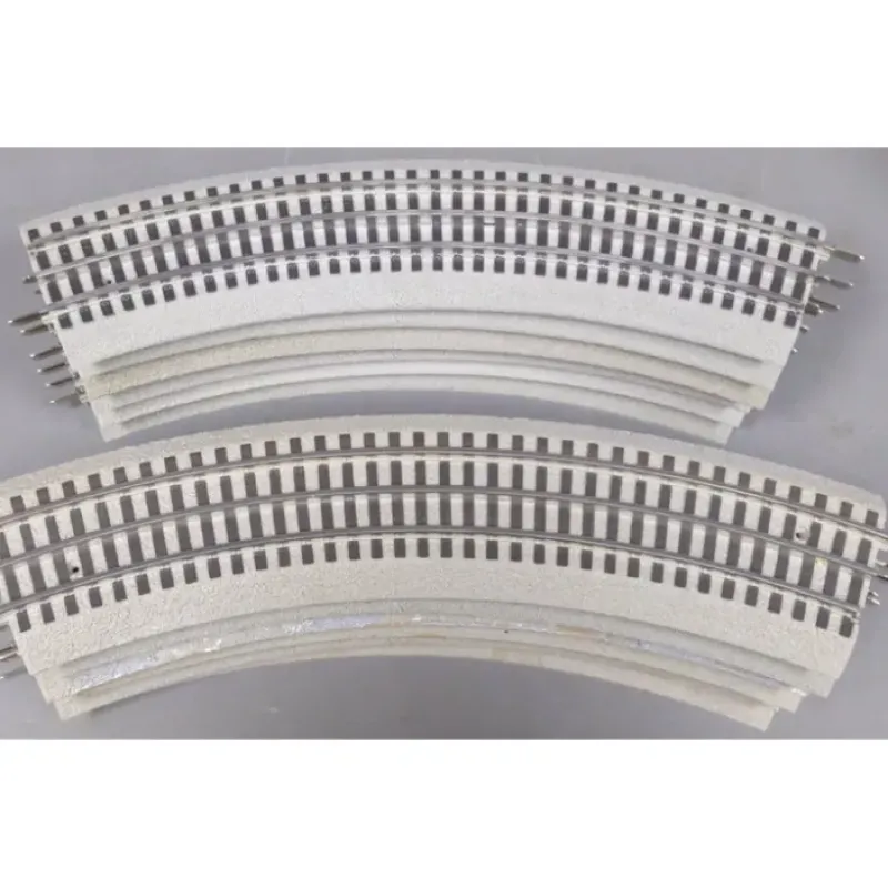 Lionel 6-12015 FasTrack O36 45-Degree Curved Track (12) VG - Your Source for Gaming Essentials Trains