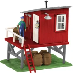 New Lionel 6-81626 O Built-Up Barrel Shed Building - Your Source for Gaming Essentials Trains