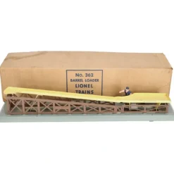 Best Lionel 362 Vintage O Operating Barrel Loader Ramp without Barrels/Box - Your Source for Gaming Essentials Trains