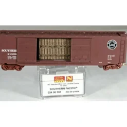 Online Micro-Trains 03400391 N Southern Pacific 50' Standard Double Door Boxcar #210036 - Your Source for Gaming Essentials Trains