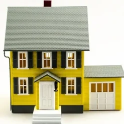 Model Power 6370 O Built-Up Lighted Benson's House Building with Figures - Your Source for Gaming Essentials* Best