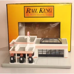 MTH 30-9109 Union 76 Operating Gas Station - Your Source for Gaming Essentials* Outlet