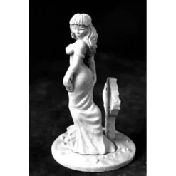 Tabletop Miniatures>Reaper Miniatures Jahenna Female Vampire #03730 Dark Heaven Legends Unpainted - Your Source for Gaming Essentials
