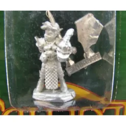 Tabletop Miniatures>Reaper Miniatures Unpainted Blink Berenwicket, Female Gnome #03689 Dark Heaven - Your Source for Gaming Essentials